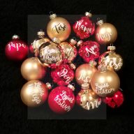 Karácsonyfadíszek egyedi felirattal